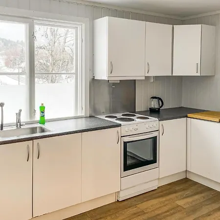 Nice In With Kitchenette *